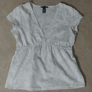 H&M cap sleeve v-neck floral top